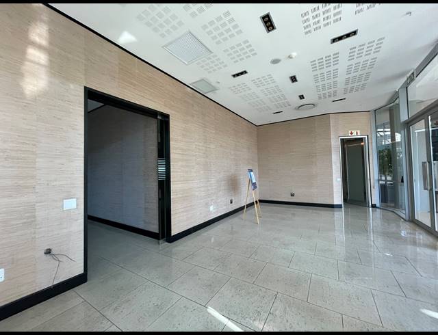 559M² OFFICE TO LET IN SANDTON CENTRAL